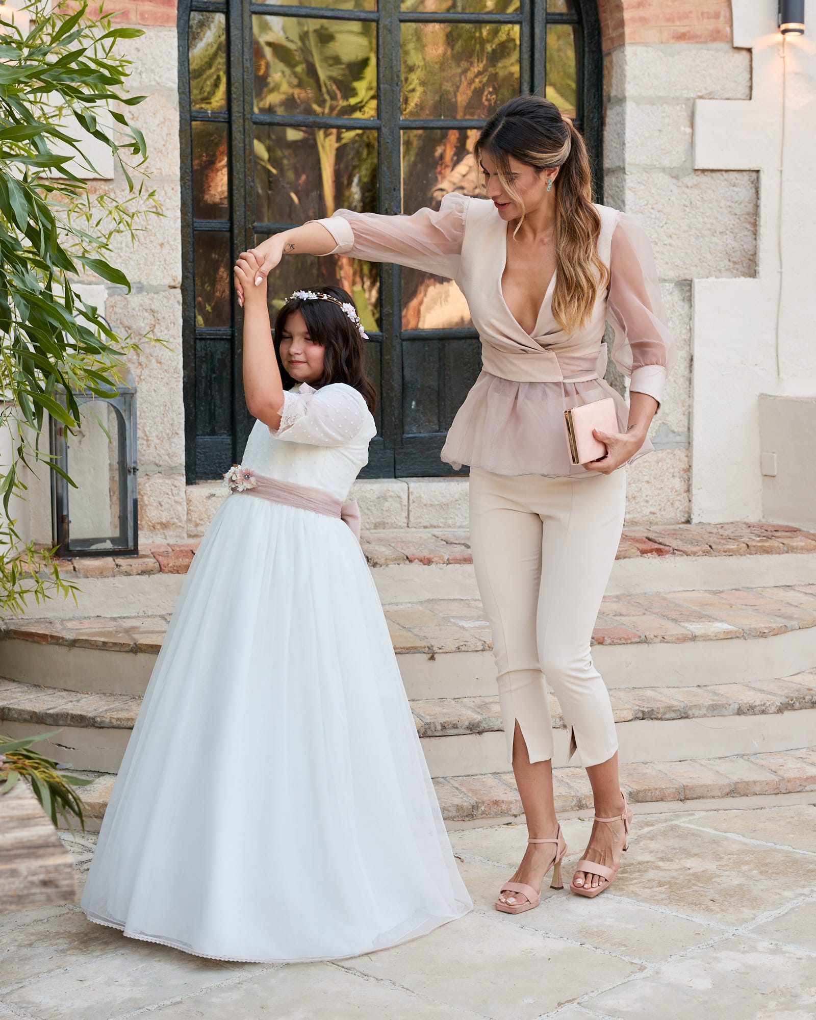 Traje Bie y Organza en Rosa Palo - Imagen 2