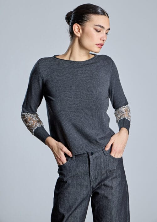 Jersey gris con encaje